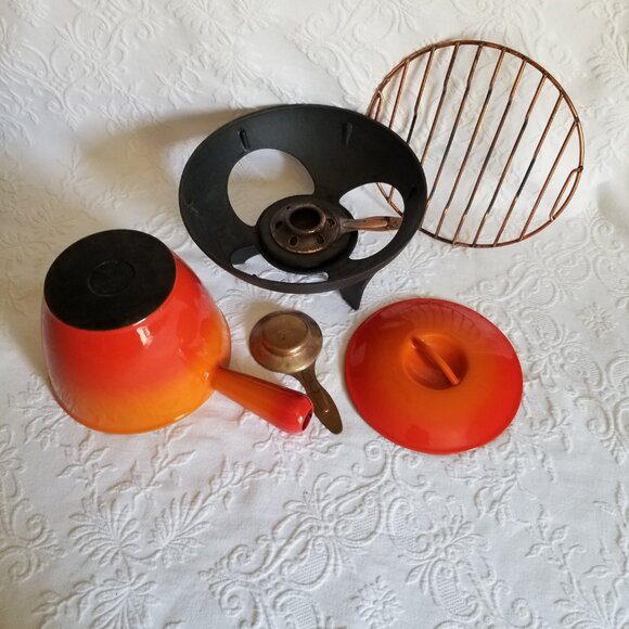 Le Creuset Fondue Pot Enamel Cast Iron With Base Vintage - Picture 8 of 10
